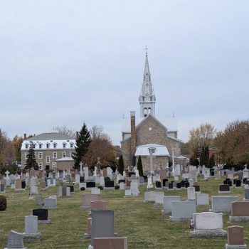 photo-cimetiere-paroisse-saint-timothee
